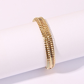 Bracelet chaîne en métal de mode européenne et américaine-simple et personnalisé.