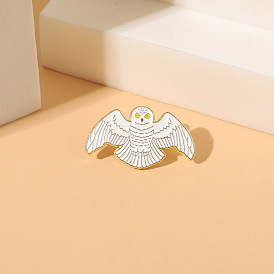 Gold Owl Crest Pin for Movie Novel Fans and School Acceptance Letters