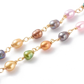 1 chaînes de perles de riz d'eau douce de culture faites à la main teintes sur brins, avec du fil de cuivre, soudé
