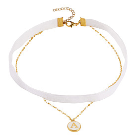 Женские ожерелья с подвеской в виде буквы А, плоской круглой формы из сплава с белой эмалью, односторонним бархатным бантом и цепочкой из нержавеющей стали