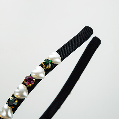 Simple Diamond Pearl Headband for Women - Elegant and Stylish Hair Accessories.