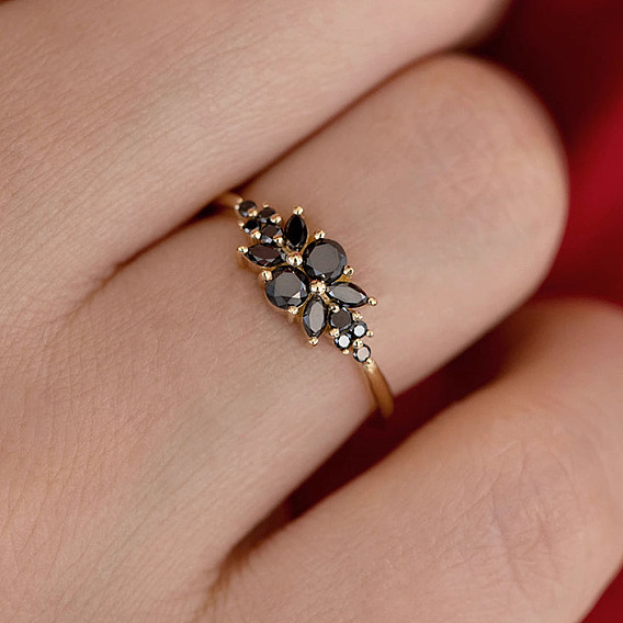 Цветок 925 Кольца из стерлингового серебра с микропаве из кубических цирконий