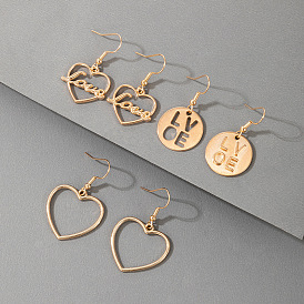 Ensemble de boucles d'oreilles minimalistes en forme de cœur d'amour - clous combinés en forme de lettre et de cœur