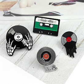 Edgy Skull Record Tape Brooch with Oil Slick Finish - Fashionable Music Accessory