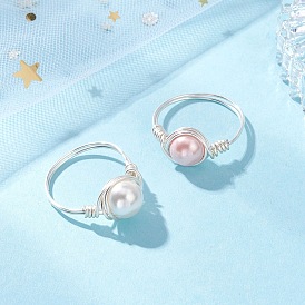 2 шт. медных колец с круглыми бусинами из ракушечного жемчуга, обмотанных проволокой, серебряные