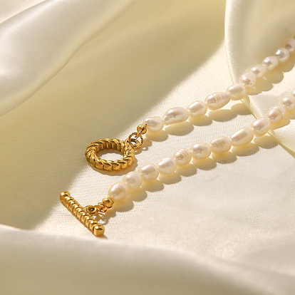 Chic Pearl Necklace with Heart Lock and French Style for Women - Elegant, Versatile and Sophisticated Jewelry Piece