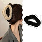 Fluffy Claw Hair Clips for Women, with Plastic Findings, Cloud