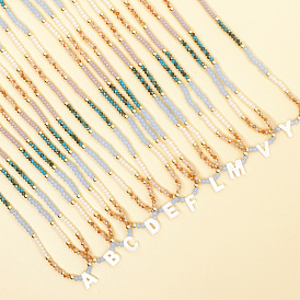 Collier de lettres de coquille de perles plates en cristal de style bohème pour femmes - approvisionnement direct en importation