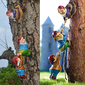 Resin Climbing Gnome Statue Ornament, for Garden Tree Decoration