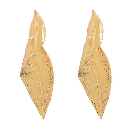 Vintage Alloy Curved Leaf Earrings for Women, Exaggerated Metal Ear Jewelry with Chic Style