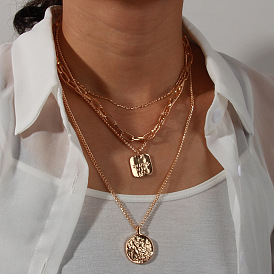 Collier chaîne en métal multicouche élégant et minimaliste pour femme