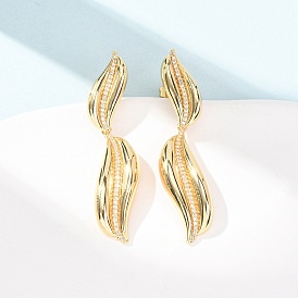 Серьги-гвоздики с микропаве из латуни и прозрачными кубическими цирконами для женщин, лист