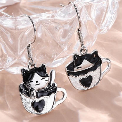 Серьги-подвески в форме кошки из латуни, с эмалью