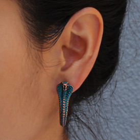 Stylish Retro Snake Earrings for Women - W340 Fashionable Serpent Ear Studs and Hoops