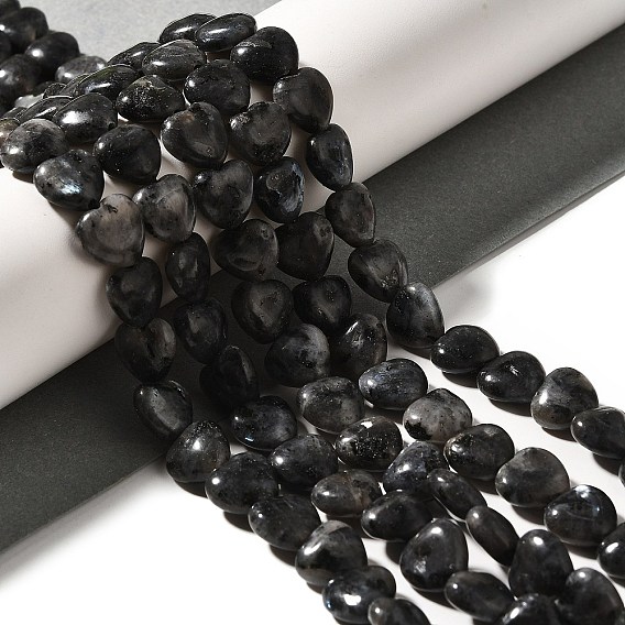 Натуральные нити бус из ларвикита, сердце