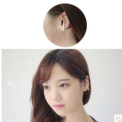 Triangle Cutout Ear Cuff - Stylish Alloy Unisex Earring Accessory