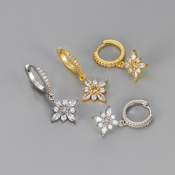 Серьги-кольца из латуни с прозрачными кубическими циркониями ко Дню святого Валентина, цветок