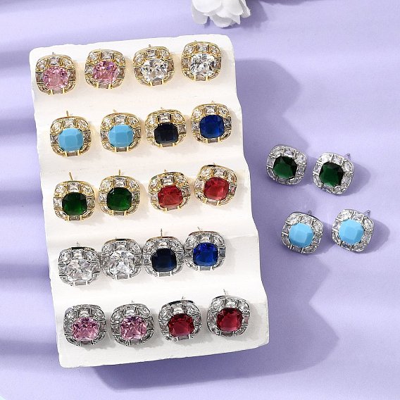 Boucles d'oreilles puces en laiton pavé de zirconiums cubiques transparents et verre, carrée, crémaillère plaquage, plaqué longue durée, sans cadmium et sans plomb