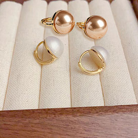 Серьги-кольца из латуни и пластика с жемчугом, полукруглый, золотые