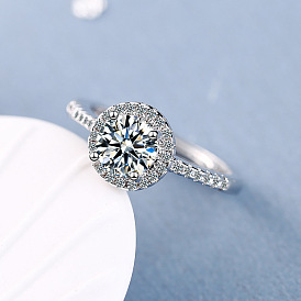 Fashionable and Elegant Zircon Ring - Unique Design, Stylish, High Quality.
