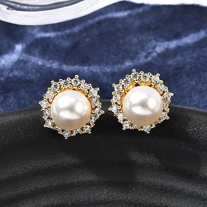 Круглые серьги-гвоздики из латуни с микропаве из прозрачных кубических цирконий, с пластиковой имитационной жемчужиной, стойки покрытие, без кадмия и без свинца