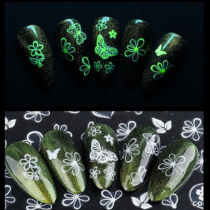 Luminous Plastic Nail Art Stickers Decals, Self-adhesive, For Nail Tips Decorations, Halloween 3D Design, Glow in the Dark