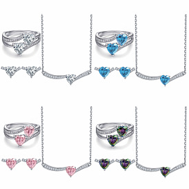Комплект украшений из сверкающих драгоценных камней в форме сердца - кольцо, серьги и колье для женщин
