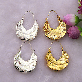 Metallic U-shaped Alloy Earrings for Women with Concave-Convex Texture, European and American Style, Fashionable and Personalized Trendy Item for Runway Show.