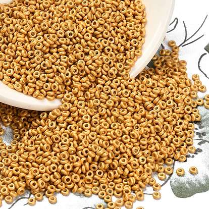 Полукруглые бусины toho, японский бисер