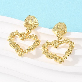 Серьги-гвоздики в форме сердечка из латуни, долговечная тарелка, стойки покрытие, без свинца и без кадмия