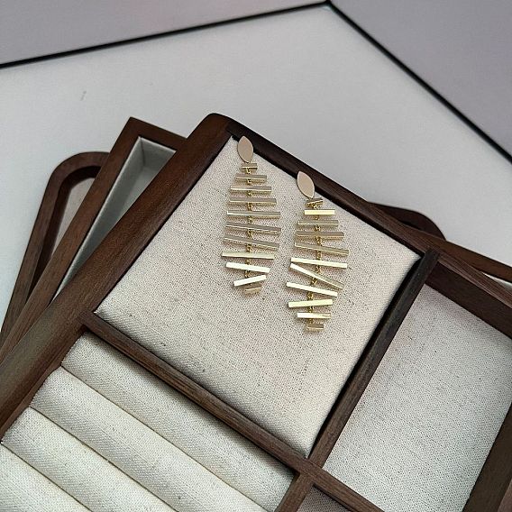 Латунь серьги, елочка