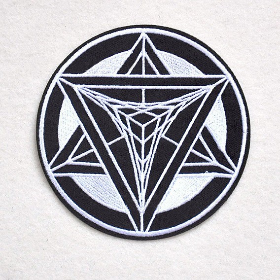Computerized Embroidery Cloth Iron on/Sew on Patches, Costume Accessories, Appliques, Flat Round with Triangle