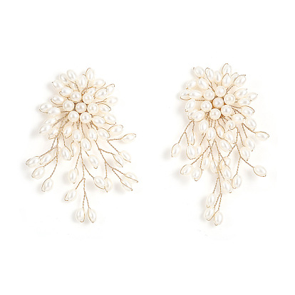 Серьги-клипсы с кисточками из пластика и латуни в виде цветка