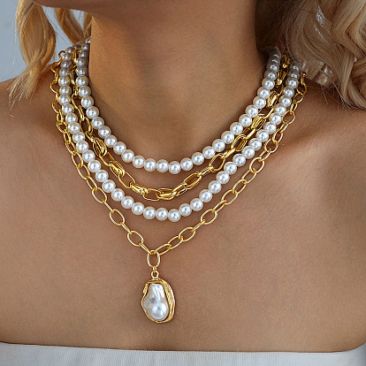 Collares multicapa con colgante ovalado de perla de imitación de hierro aleado, dorado