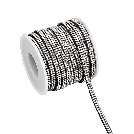 Плоский шнур из искусственной замши 10м., с кристально горный хрусталь, плоский