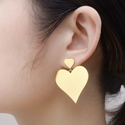 Серьги-гвоздики в форме сердца из нержавеющей стали