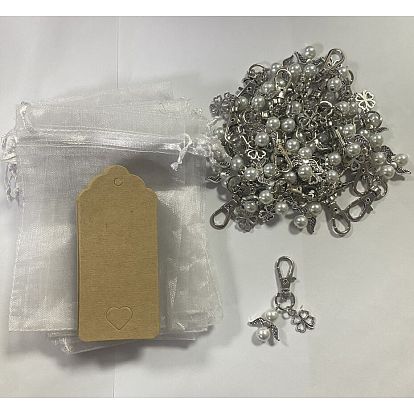 Décorations pendentif en alliage et perles de verre, trèfle et ange, avec fermoir pivotant, y compris les étiquettes cadeaux en papier et les sacs en organza