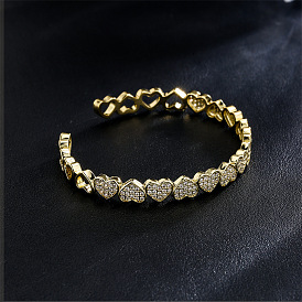 18K Gold Plated Heart Bracelet with Micro Inlaid Zircon, Luxurious and Elegant Jewelry