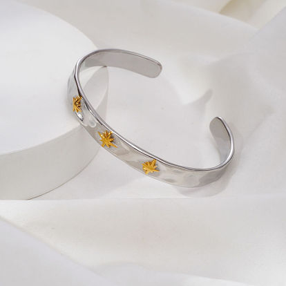 Elegante, sternförmige, gehämmert wirkende Armreifen aus Edelstahl in C-Form für Damen