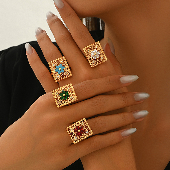 Регулируемые кольца для женщин с микропаве из латуни и кубическими цирконами, квадратные с цветком, золотые