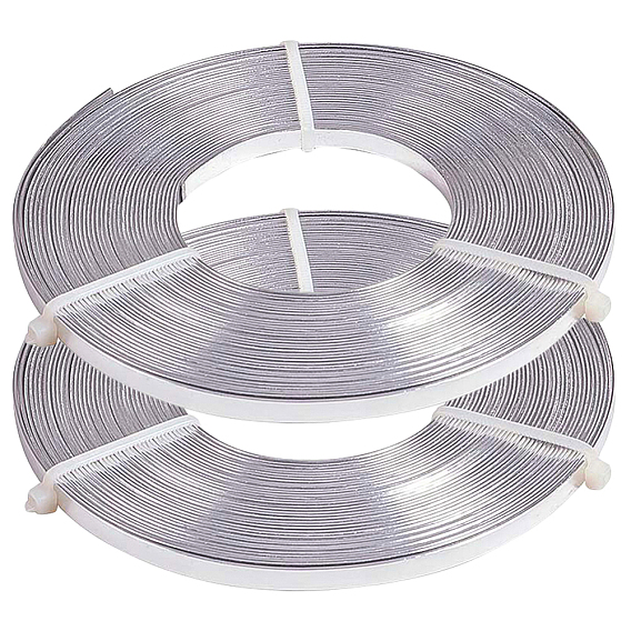 2 рулоны алюминиевой проволоки, плоский