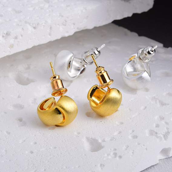 Женские латунные серьги-гвоздики в форме полукольца с крестом