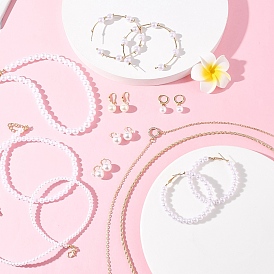 Pendientes de imitación de perlas de plástico y perlas de concha, Collar con colgante de aleación, cadena en capas y perlas de imitación de plástico redondas.