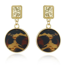 Chic Leopard Print Earrings: Square Studs & Round Drops for Retro Style