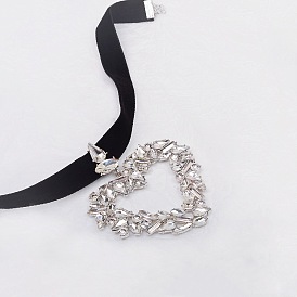 Niche design velvet diamond necklace fashionable exaggerated irregular large love pendant necklace necklace
