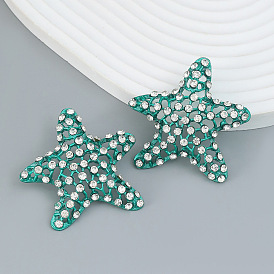 Exaggerated European and American earrings - starfish ear ornaments, girl's trendy net-like hollow star jewelry.