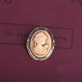 Vintage Queen Head Brooch - Elegant Alloy Pin for Clothing Accessories