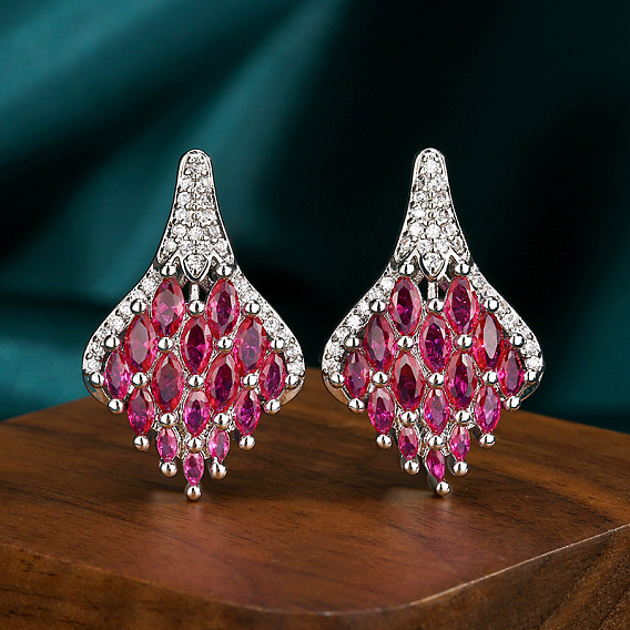 Латунь кубического циркония серьги стержня, лошадиный глаз , с натуральным красным корундом