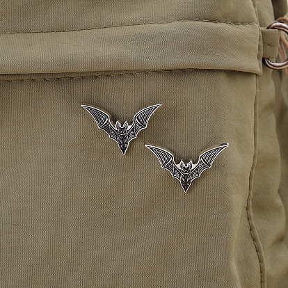 Punk-style Bat Badge for Halloween Costume - Cool and Edgy Animal Pin