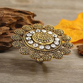 Exaggerated and high-end retro diamond-encrusted round flower alloy ring bracelet with unique personality